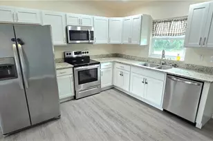 6004 S Moss Cir, Labelle, FL 33935 - Photo 4