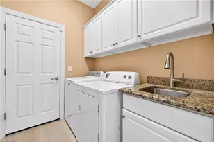 11126 Laughton Cir, Fort Myers, FL 33913 - Photo 20