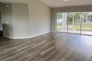 2817 NE 4th Ave, Cape Coral, FL 33909 - Photo 4