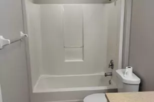 2817 NE 4th Ave, Cape Coral, FL 33909 - Photo 12