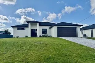 1510 NW 31st Pl, Cape Coral, FL 33993 - Photo 2