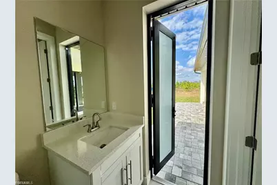 1510 NW 31st Pl, Cape Coral, FL 33993 - Photo 30