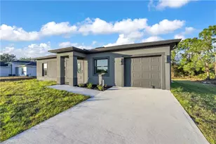 861 Chicago St E, Lehigh Acres, FL 33974 - Photo 16