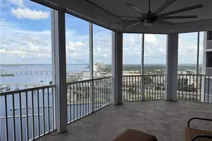 2104 W First St, Fort Myers, FL 33901 - Photo 2