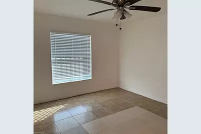 2172 Simon Ct, Fort Myers, FL 33916 - Photo 8