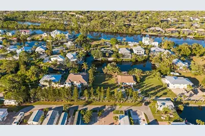 3665 Riviera Cir, Bonita Springs, FL 34134 - Photo 2