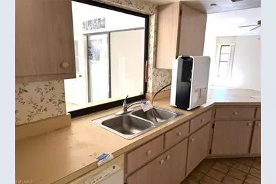 1448 SE 22nd St, Cape Coral, FL 33990 - Photo 12