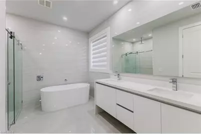 1123 NE 10th St, Cape Coral, FL 33909 - Photo 20