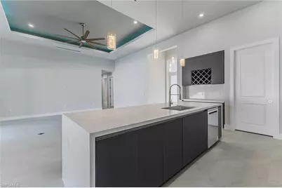 1123 NE 10th St, Cape Coral, FL 33909 - Photo 14