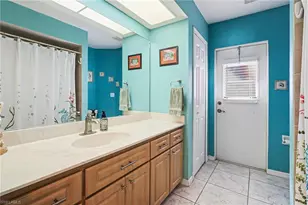 2133 SE 8th Pl, Cape Coral, FL 33990 - Photo 24