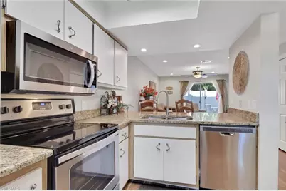 4641 SW Santa Barbara Pl #2, Cape Coral, FL 33914 - Photo 16