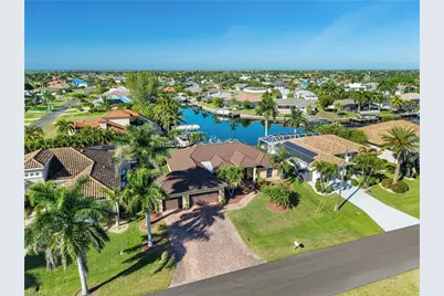 5412 SW 22nd Pl, Cape Coral, FL 33914 - Photo 2