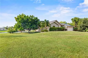 4539 Pine Village Ct, Saint James City, FL 33956 - Photo 2