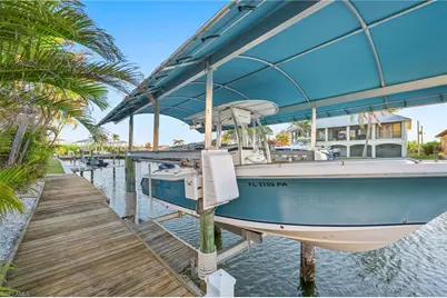 2420 Sapodilla Ln, Saint James City, FL 33956 - Photo 4