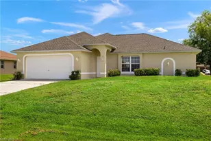 3919 SW 14th Ave, Cape Coral, FL 33914 - Photo 2