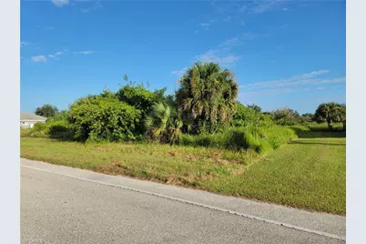 819 Milwaukee Blvd, Lehigh Acres, FL 33974 - Photo 12