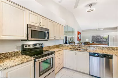 14310 Hickory Links Ct #1726, Fort Myers, FL 33912 - Photo 4