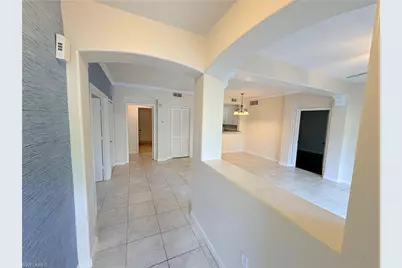 13131 Bella Casa Cir #1121, Fort Myers, FL 33966 - Photo 4