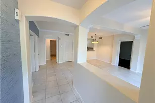 13131 Bella Casa Cir, Fort Myers, FL 33966 - Photo 4