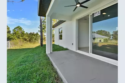 918 Eisenhower Blvd, Lehigh Acres, FL 33974 - Photo 26