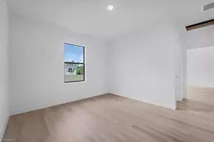 8044 Buttercup Cir, Labelle, FL 33935 - Photo 16