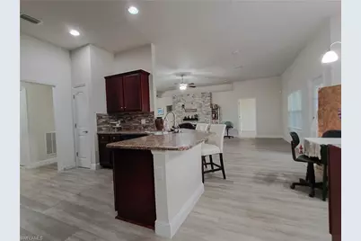 1426 NE 5th Pl, Cape Coral, FL 33909 - Photo 12