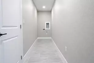 3339 NE 13th Ave, Cape Coral, FL 33909 - Photo 30