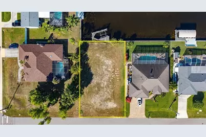 107 SE 35th Ter, Cape Coral, FL 33904 - Photo 2