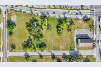 2726 Dr Martin Luther King Jr Blvd, Fort Myers, FL 33916 - Photo 6