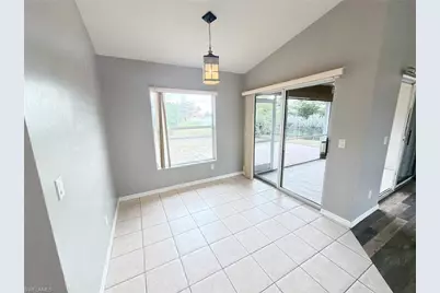 933 SW 7th Ave, Cape Coral, FL 33991 - Photo 12