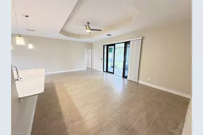 916 SW 7th Ave, Cape Coral, FL 33991 - Photo 10