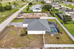 634 NW 15th Terrace, Cape Coral, FL 33993 - Photo 36