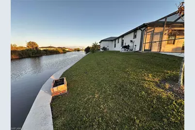 509 NE 5th Ter, Cape Coral, FL 33909 - Photo 34