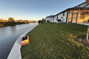 509 NE 5th Terrace, Cape Coral, FL 33909 - Photo 34