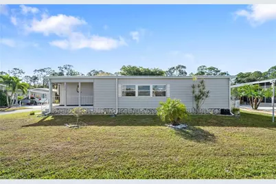 9814 Creekwood Ln, Fort Myers, FL 33905 - Photo 4