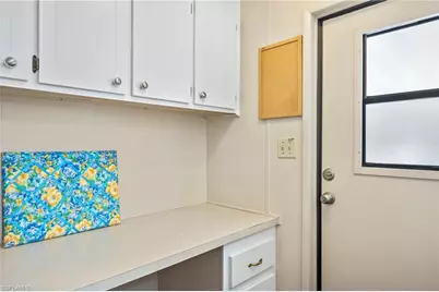 9814 Creekwood Ln, Fort Myers, FL 33905 - Photo 14