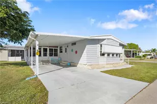 9814 Creekwood Ln, Fort Myers, FL 33905 - Photo 1