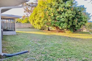 901 Juno Dr, Lehigh Acres, FL 33936 - Photo 32