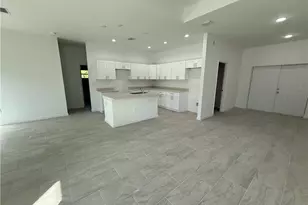 1014 Lakeside Dr, Lehigh Acres, FL 33974 - Photo 4
