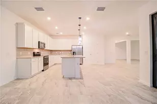 3744 Passion Vine Dr, Alva, FL 33920 - Photo 30