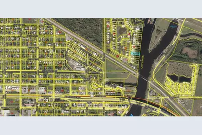 871 Yacht Club Way NW, Moore Haven, FL 33471 - Photo 2