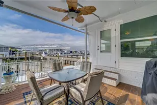 3033 Bounty Ln, Saint James City, FL 33956 - Photo 8