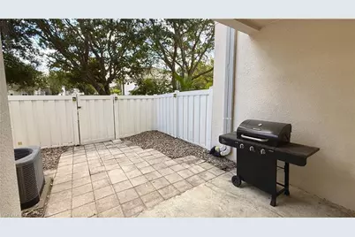 3620 Pine Oak Cir #105, Fort Myers, FL 33916 - Photo 8