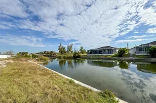 2535 SW 5th Ave, Cape Coral, FL 33914 - Photo 46