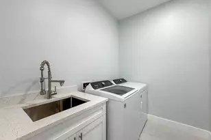 2535 SW 5th Ave, Cape Coral, FL 33914 - Photo 34