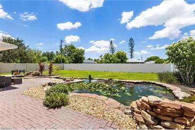 628 SE 9th Pl, Cape Coral, FL 33990 - Photo 20