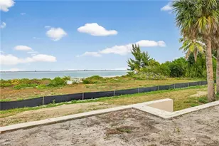200 Periwinkle Way, Sanibel, FL 33957 - Photo 22