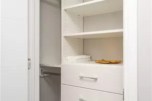 17 Bluebill Ave, Naples, FL 34108 - Photo 20