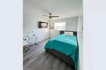 1206 SE 23rd Pl, Cape Coral, FL 33990 - Photo 14