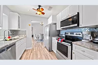 11195 Seabreeze Ave, Port Charlotte, FL 33981 - Photo 10